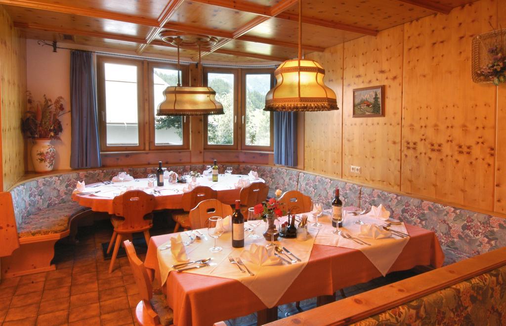 Hotel Garni Lamm Nauders Exteriör bild
